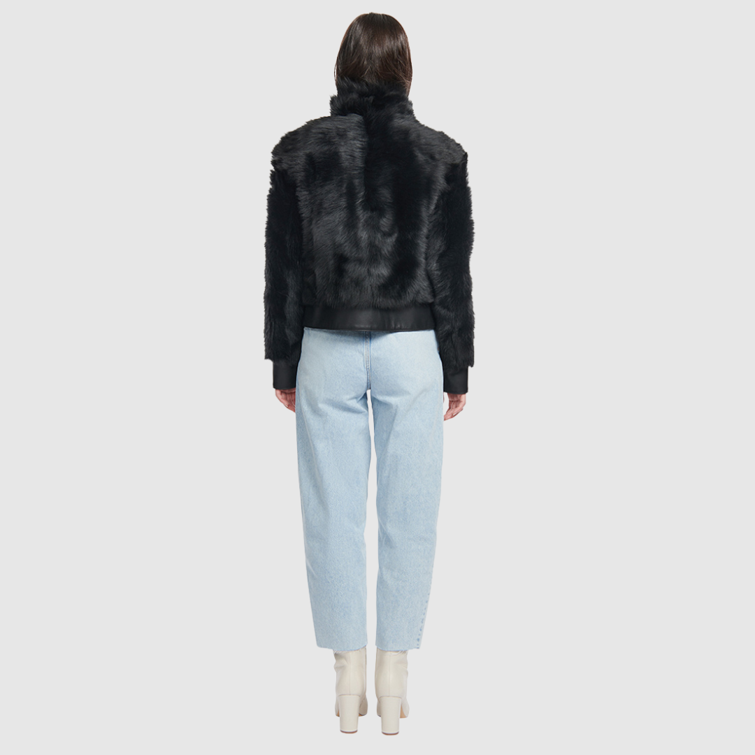 Cropped toscana wool bomber Oversized shoulders Stand collar  Fully lined Slash side pockets Hook closure