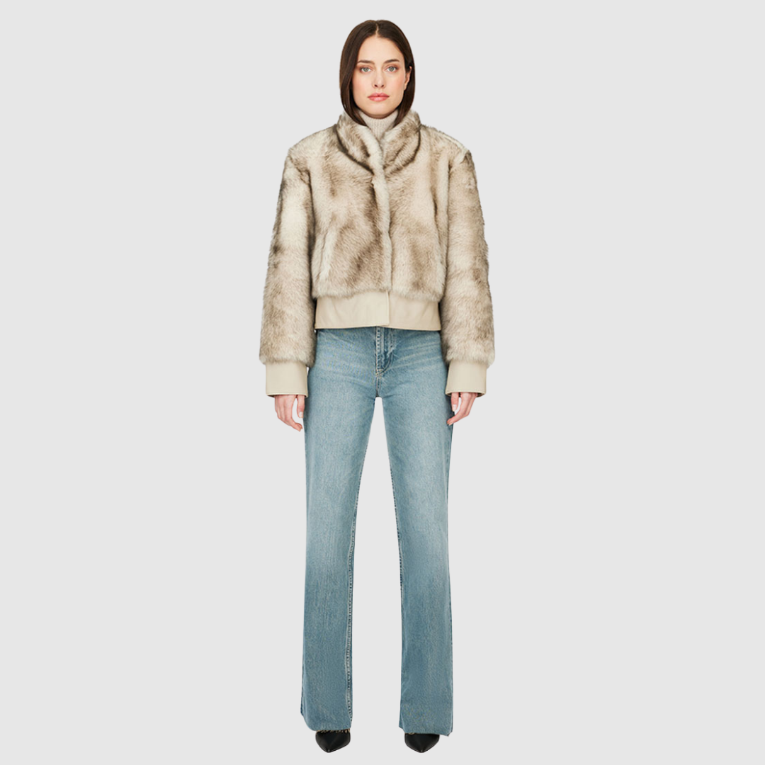 Cropped toscana wool bomber Oversized shoulders Stand collar Fully lined Slash side pockets Hook closure