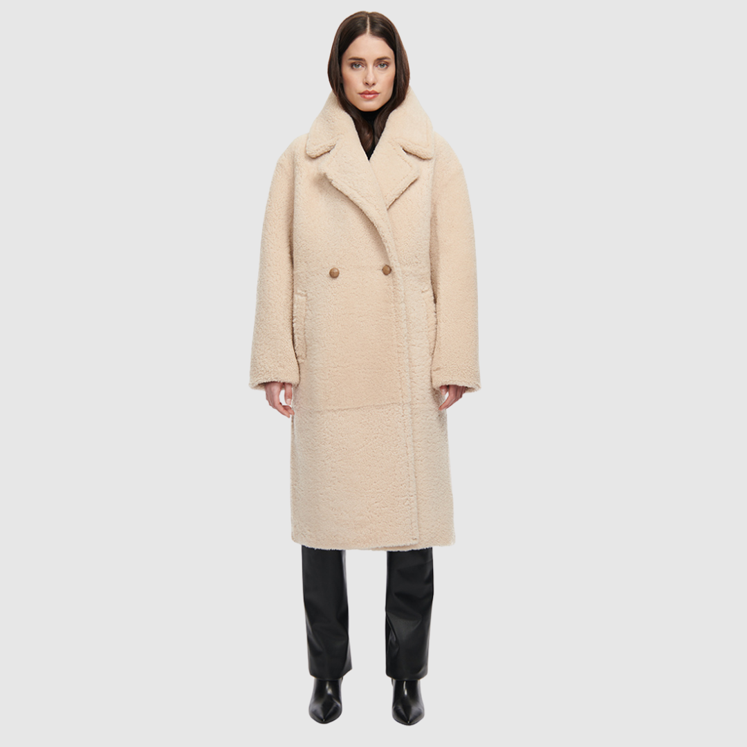 Suede curly wool teddy shearling Oversized coat Relaxed shoulders Notch collar Deep armhole and wide sleeves Straight fit Button closure